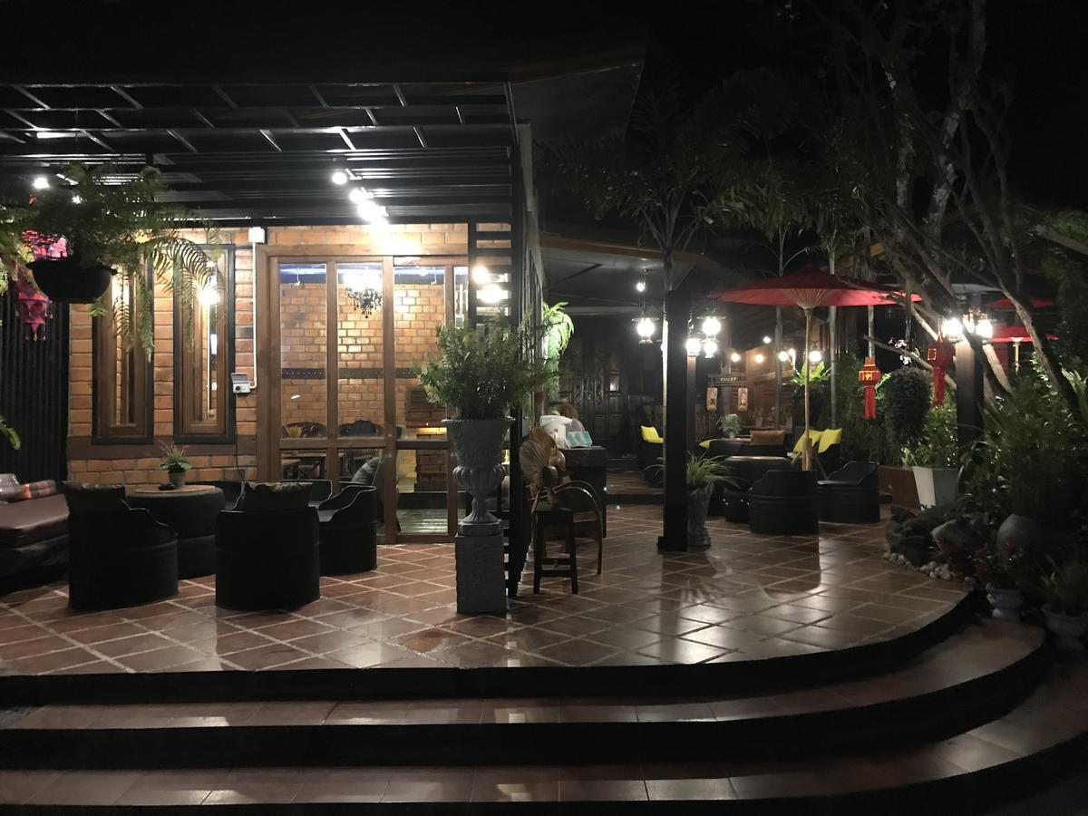 Khum Lanna Boutique Hotel Sisaket Zewnętrze zdjęcie